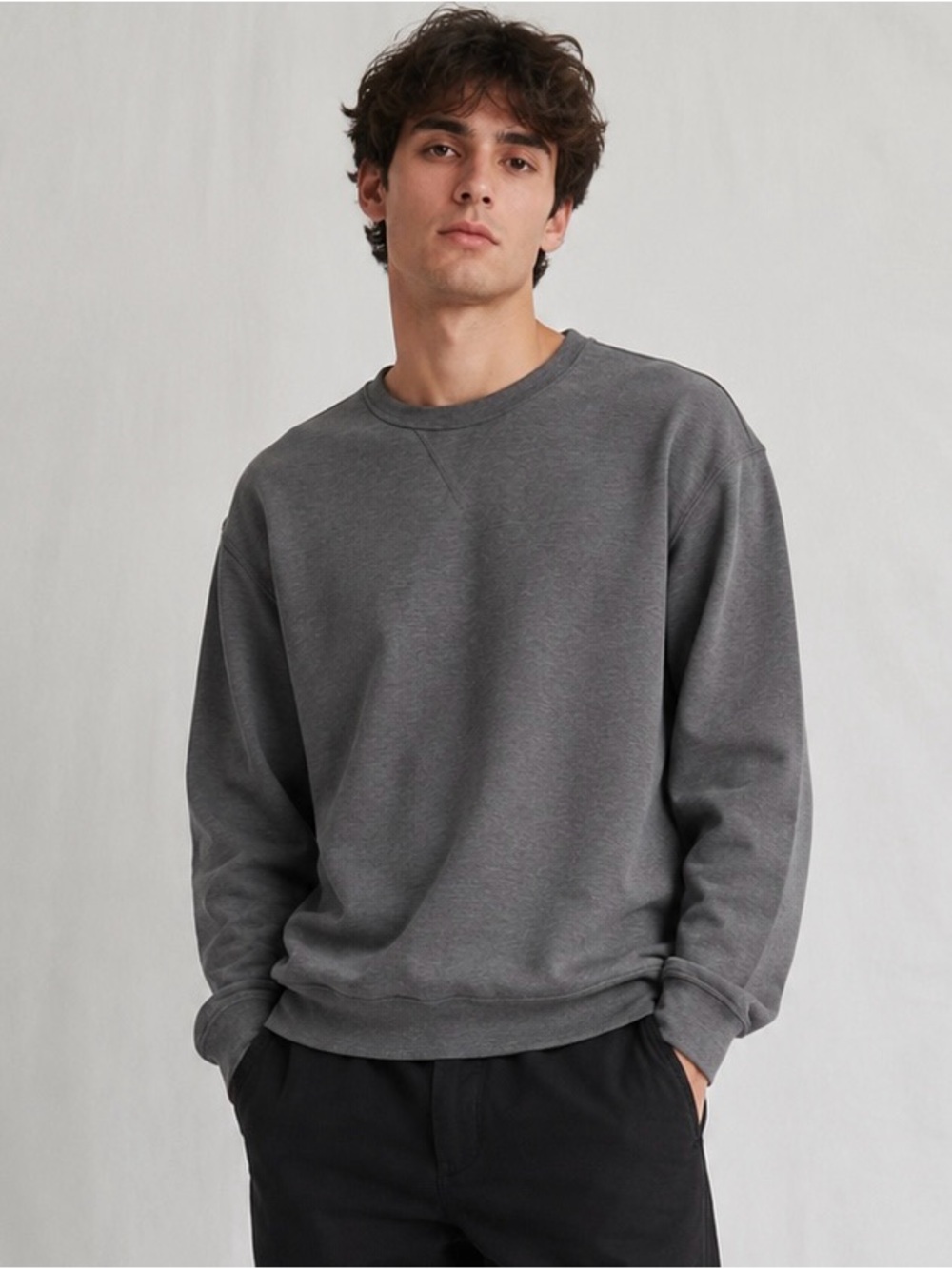 Jachs Men's Crewneck Sweatshirt in Charcoal